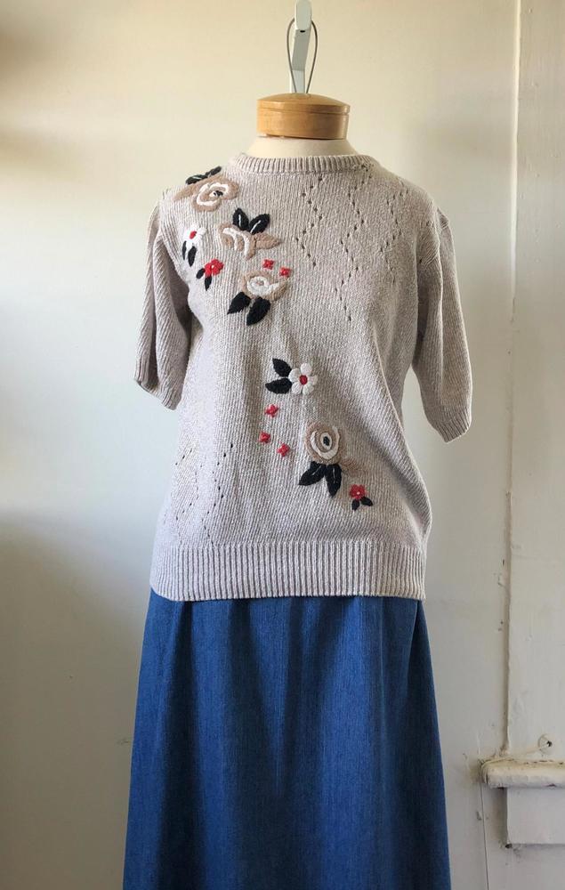 Vintage Floral Short Sleeve Sweater - Alfred Dunner - 1980s Fall/Spring Fashion - Picture 3 of 8